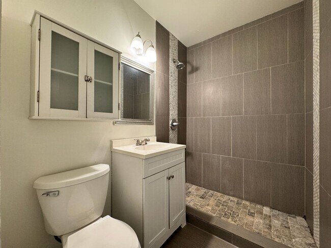 Building Photo - Remodeled Historic Home Near the Capitol, ...