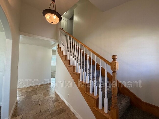 Building Photo - 135 N 350 W