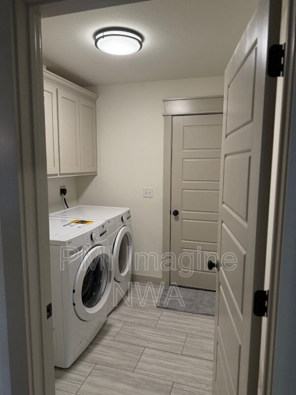 Building Photo - 54 Morvan Dr
