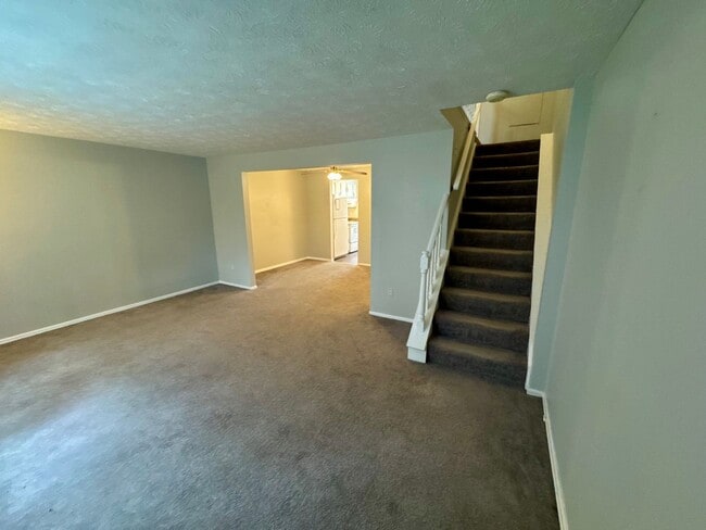 Building Photo - Charming 2 Bed 1 Bath in Cranberry!