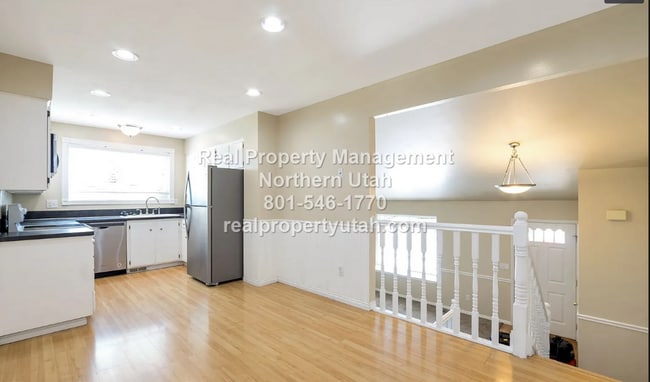 Building Photo - Beautiful 4 Bedroom 2 Bath Home in Kaysville