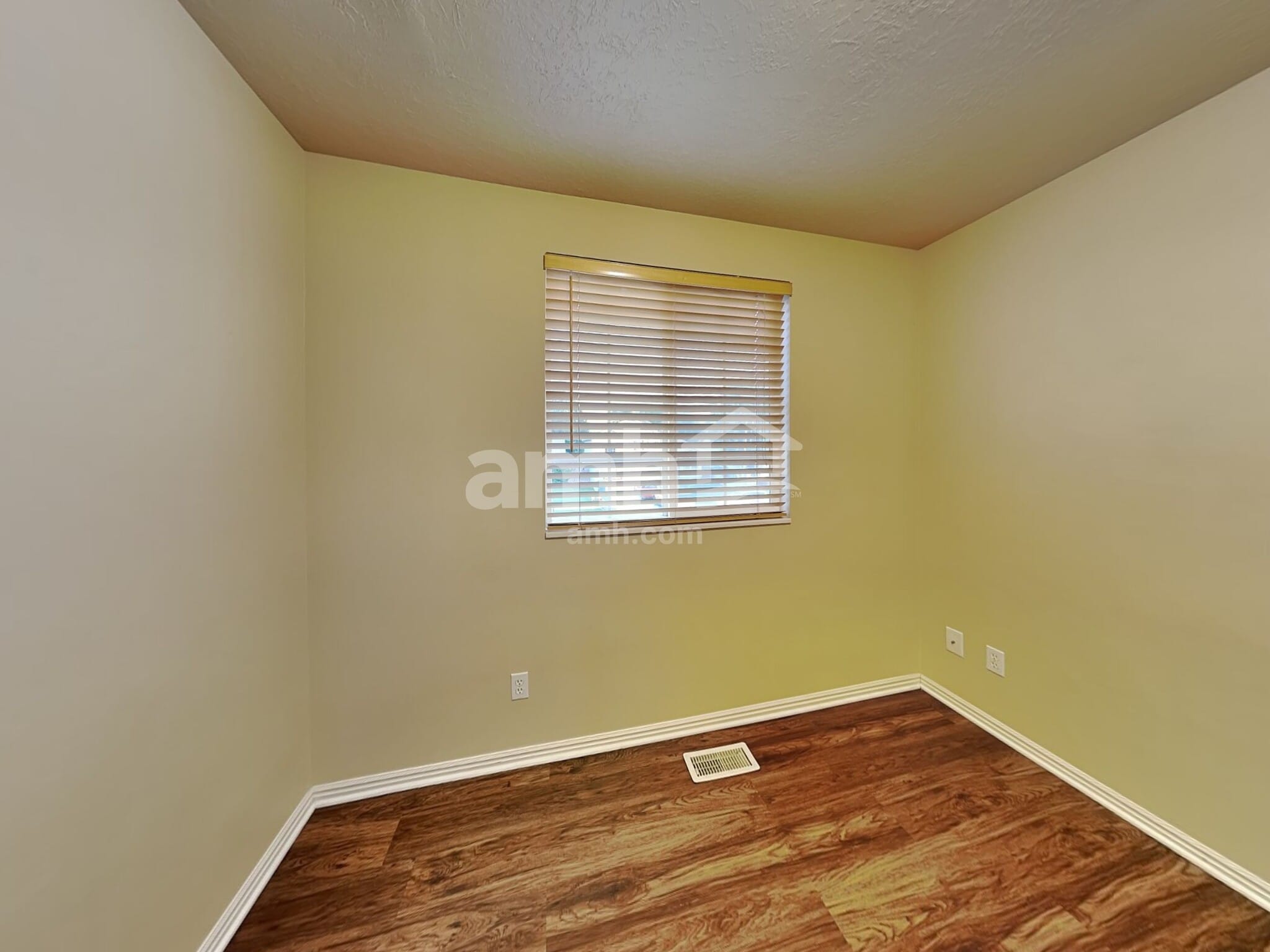 Building Photo - 125 S 150 W