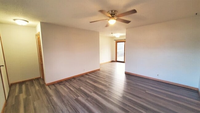 Building Photo - 6235 Langdon Ave SW