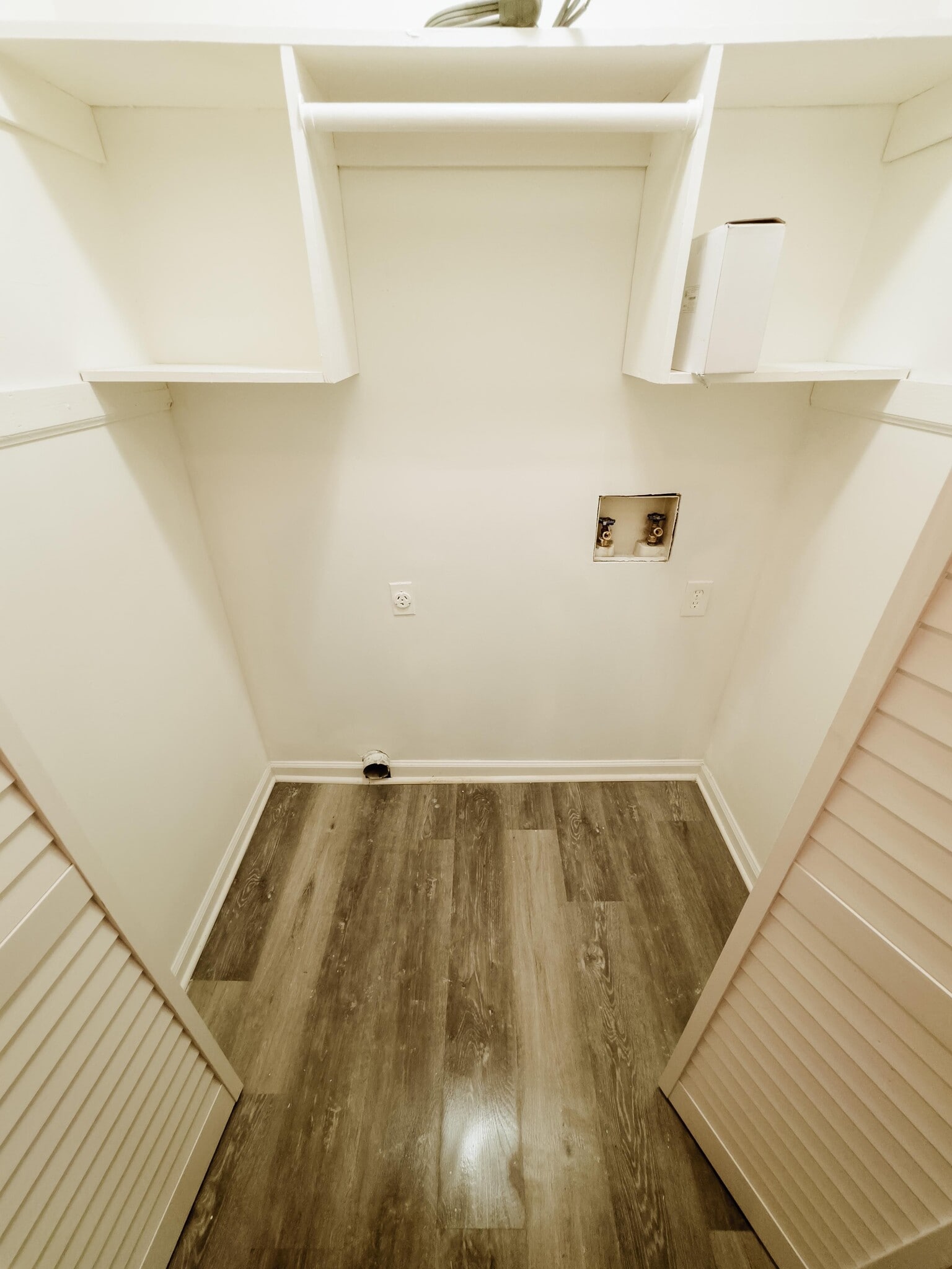 Building Photo - 4001 Hawthorne Cir SE