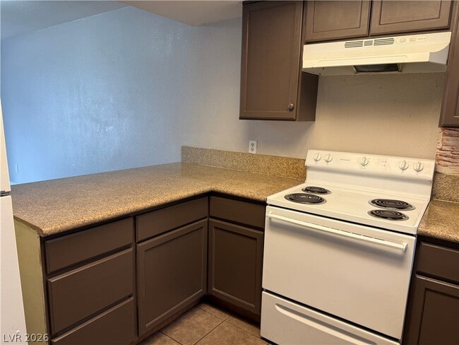 Building Photo - 3823 S Maryland Pkwy