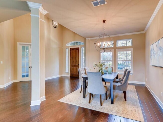 Building Photo - 215 Reveille Rd