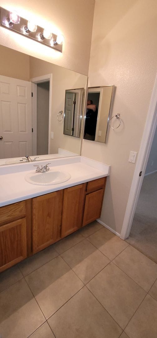 Building Photo - Immaculate 3 Bedroom Home in Aliante