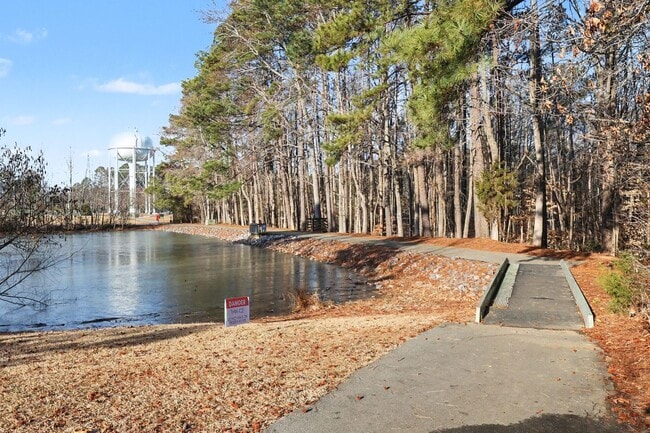 Building Photo - Spacious 4BR Holly Springs | Modern Layout | Prime Location Near Downtown & 540