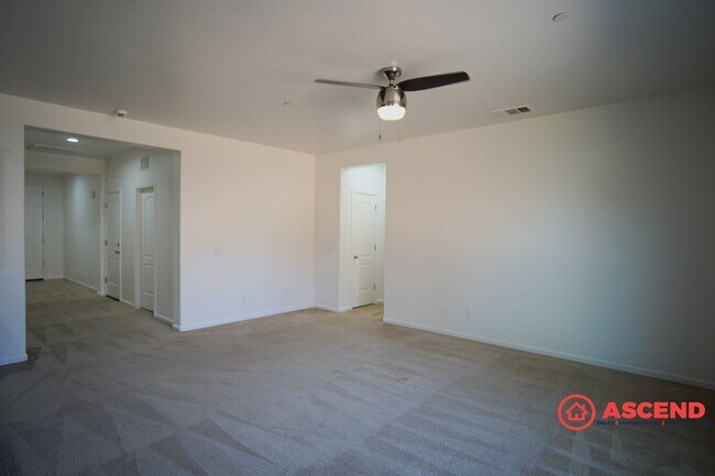 Building Photo - Charming 3 bedroom Home In Southwest!