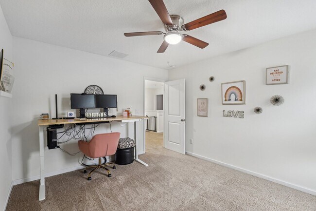 Building Photo - YOUR DREAM RENTAL HOME AWAITS!