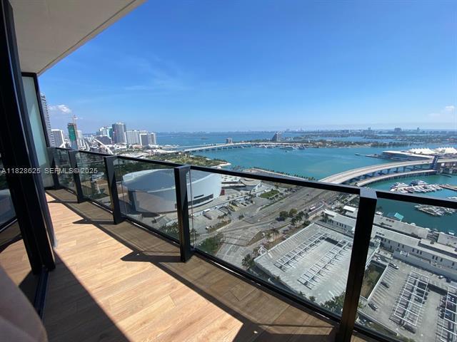 Building Photo - 398 NE 5th St