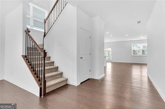 Building Photo - 5930 Neisler Rd