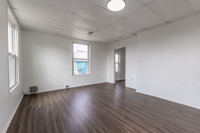 Building Photo - 123 Beltzhoover Ave