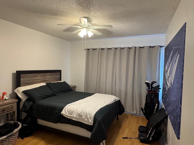 Building Photo - 5840 NE 22nd Way