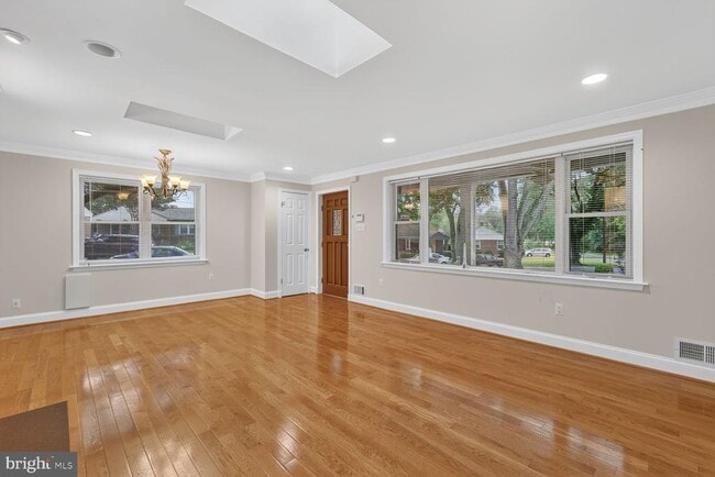 Building Photo - 1813 Florin St