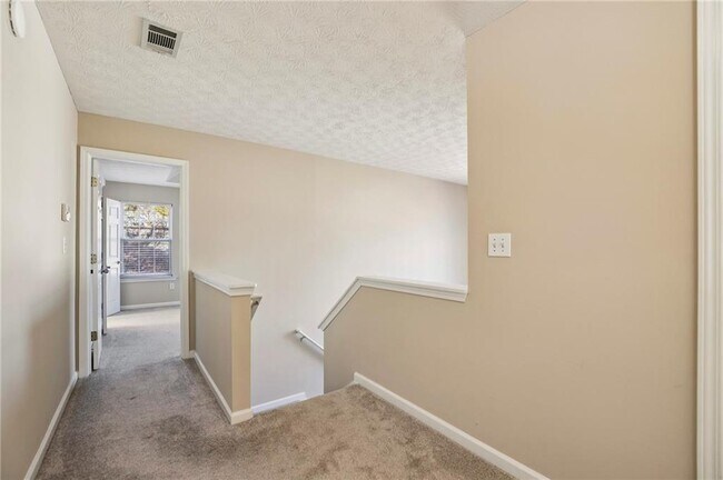 Building Photo - 1348 Woodcutt Pl