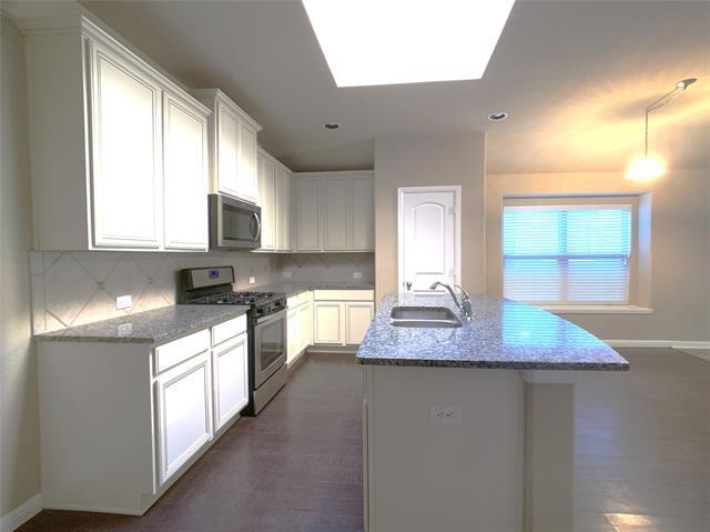 Building Photo - 3102 Whispering Pine Blvd