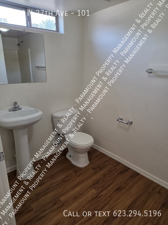 Building Photo - 7136 N 27th Ave