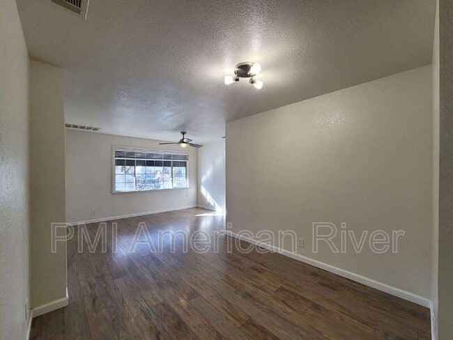 Building Photo - 2525 J St