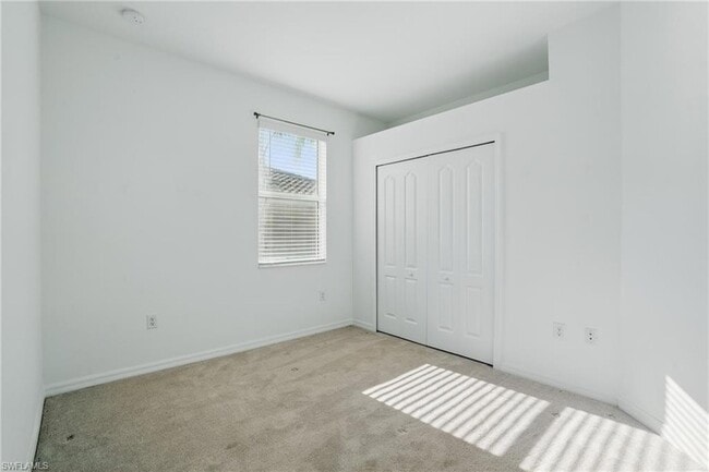 Building Photo - 1767 Alameda Dr