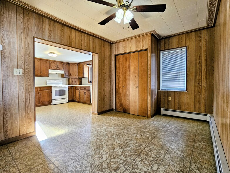 Building Photo - 334 Wissler Rd