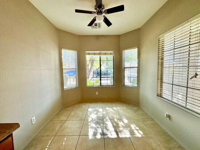 Building Photo - 1647 S 170th Ave