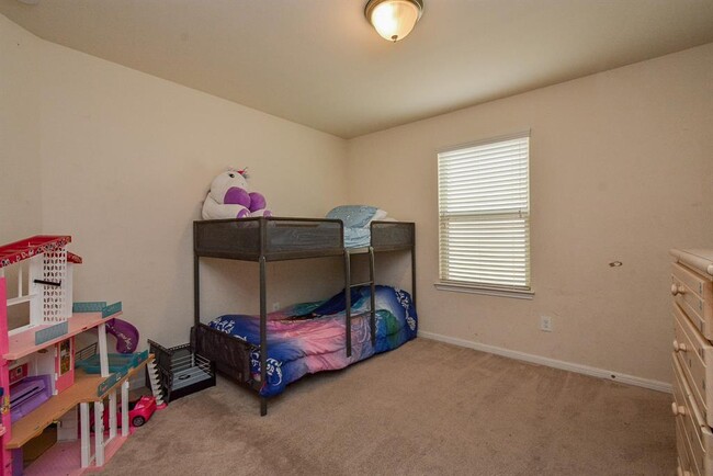 Building Photo - 6038 Wesley Manor Ct