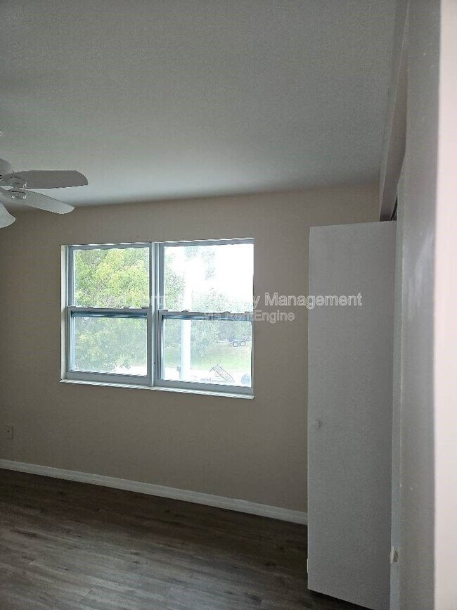 Building Photo - 17306 Whitewater Ct