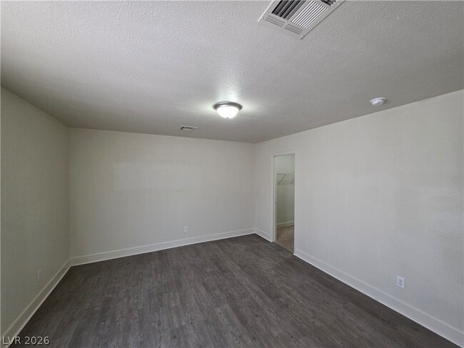 Building Photo - 3412 Townhouse Dr