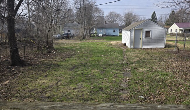 Building Photo - 2-Bedroom, 1-Bathroom Home – $1050/Month | Accepting Section 8