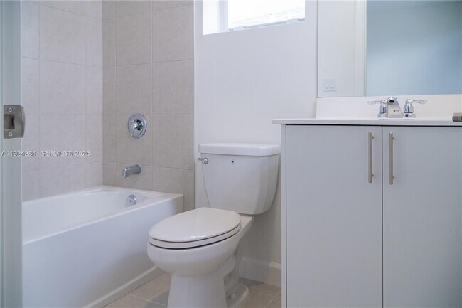 Building Photo - 27651-27155 CT