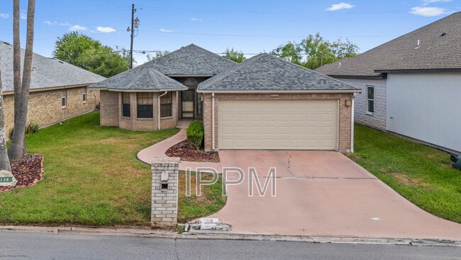 Building Photo - 138 Willow Cir