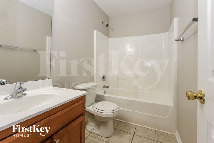 Building Photo - 4801 Canipe Dr