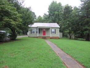 Building Photo - Nicely Renovated 3-Bedroom Home for Rent i...