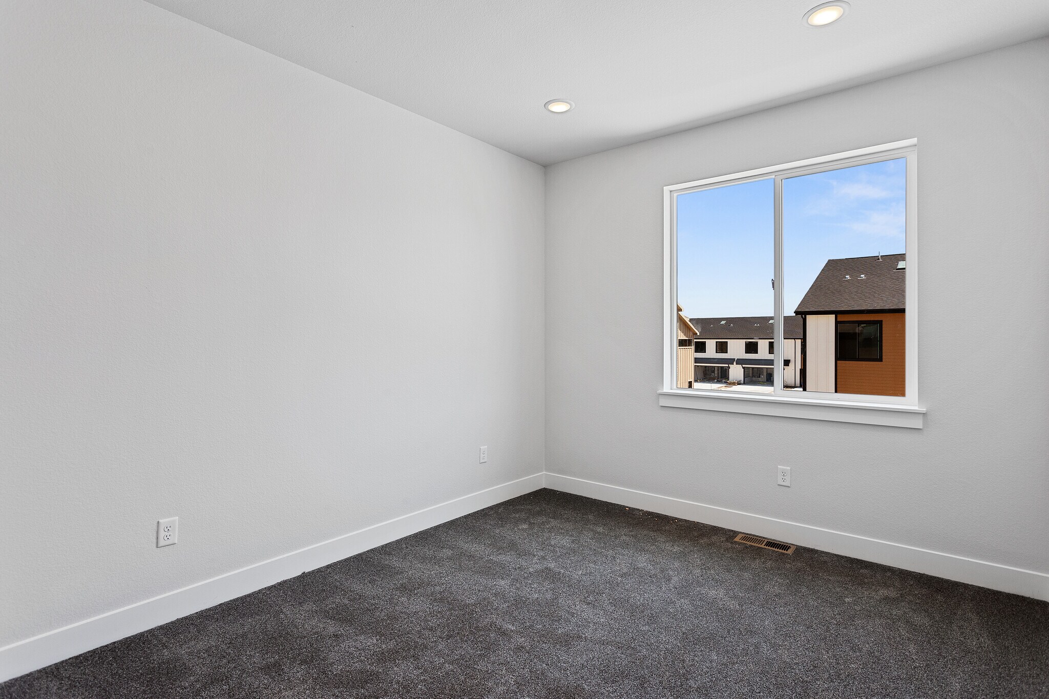Building Photo - 2402 49th Avenue Ct