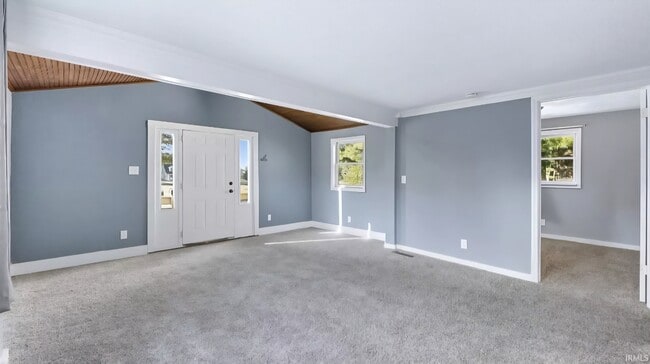 Building Photo - 1219 Lawn Ave