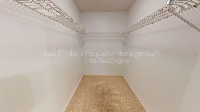 Building Photo - 500 Penman Rd