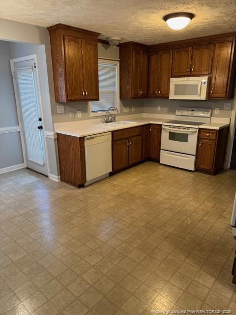 Building Photo - 5340 Miranda Dr