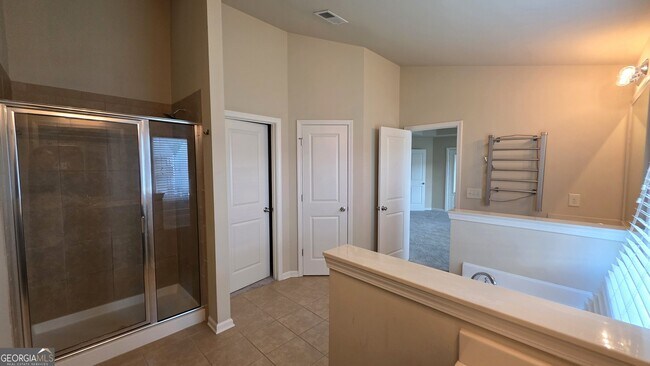 Building Photo - 5240 Brierstone Dr