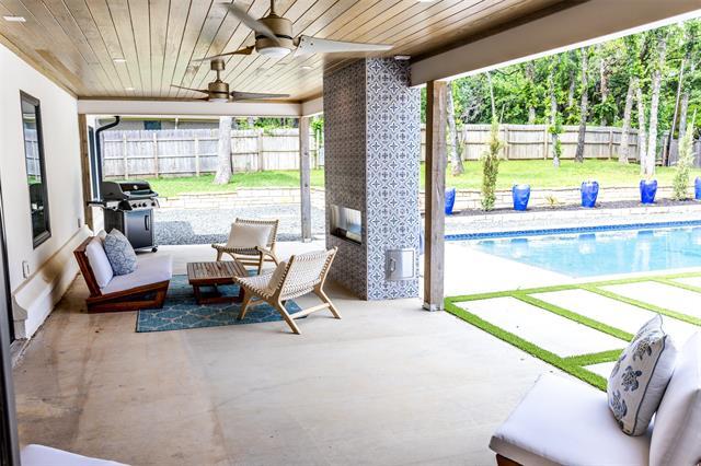 Building Photo - 1223 Ridgewood Cir