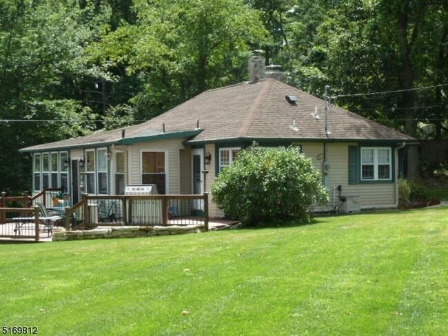 Primary Photo - 600 Warwick Turnpike
