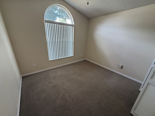 Building Photo - 113 Prairie Dune Way