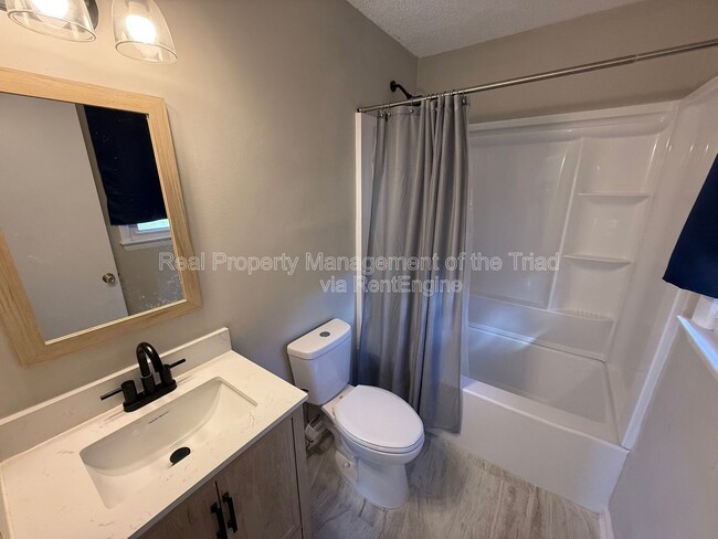 Building Photo - 2563 Wood Valley Rd