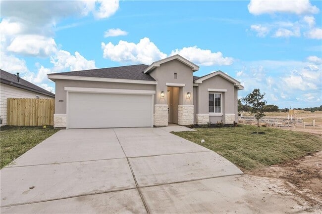 Building Photo - 25 Nerine Ave