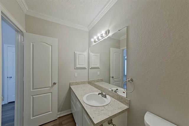 Building Photo - 1362 Meadow Creek Dr