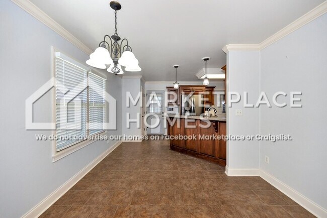 Building Photo - 1015 Ashenbury Park