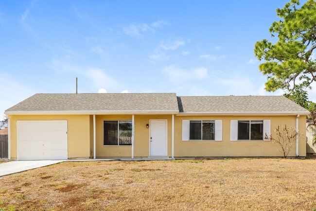 Building Photo - 2138 SE Rich St