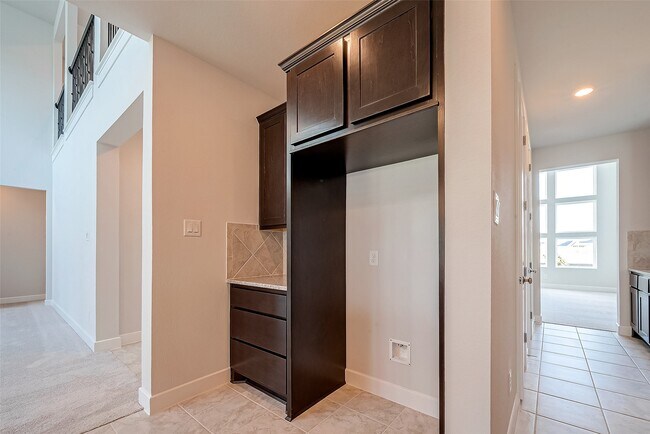 Building Photo - 21711 Emerton Cres Wy