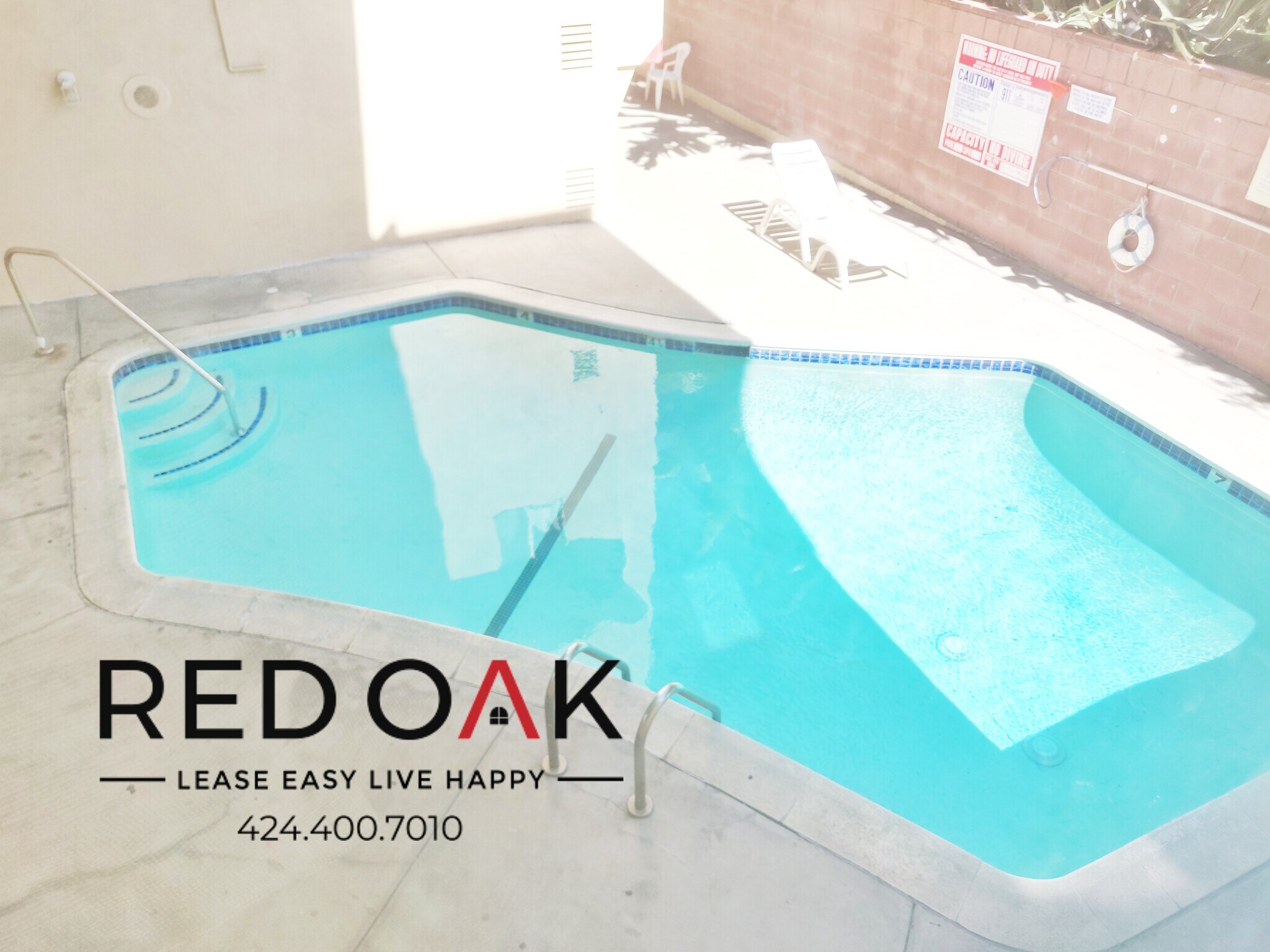 Building Photo - 7720 Hampton Ave