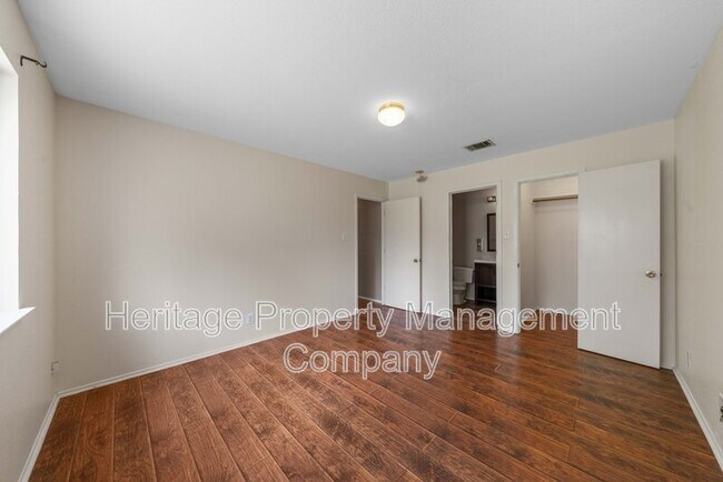 Building Photo - 7522 Yellow Sand Dr